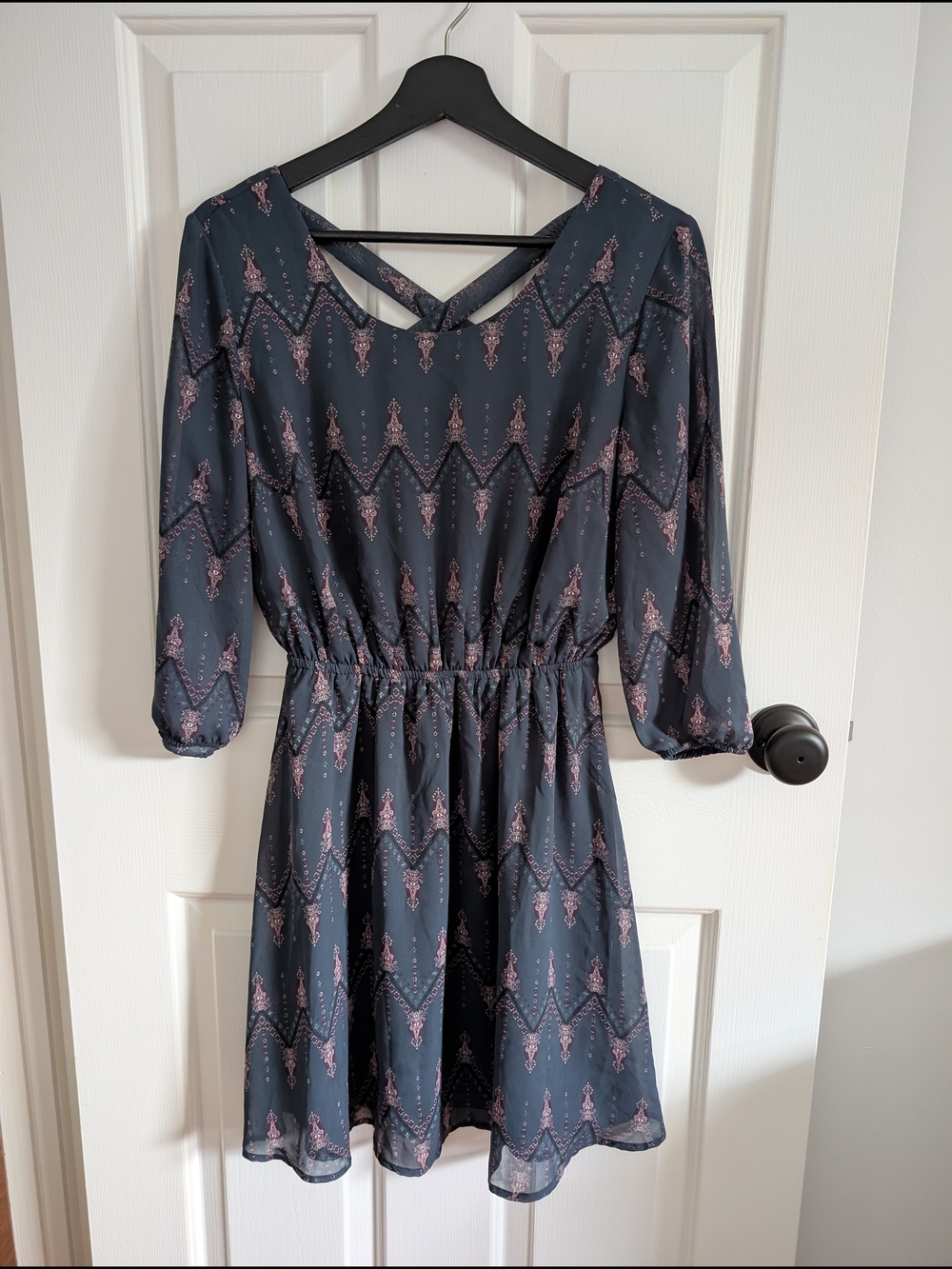 Maurices Women's Navy Blue Patterned Elastic Waist Dress Size Small